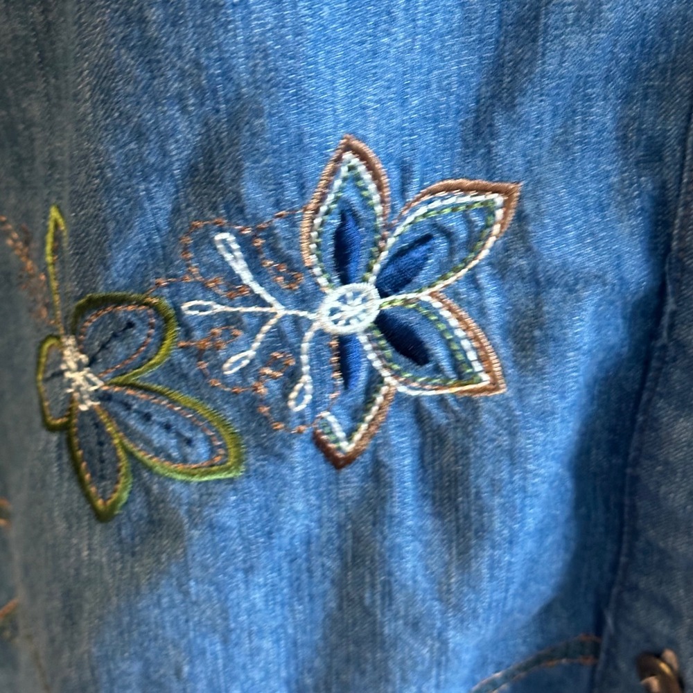 City Blues by Koret Denim Shirt‎ 3X Embroidered Flowers 3/4 Sleeve Button Up - Picture 9 of 12